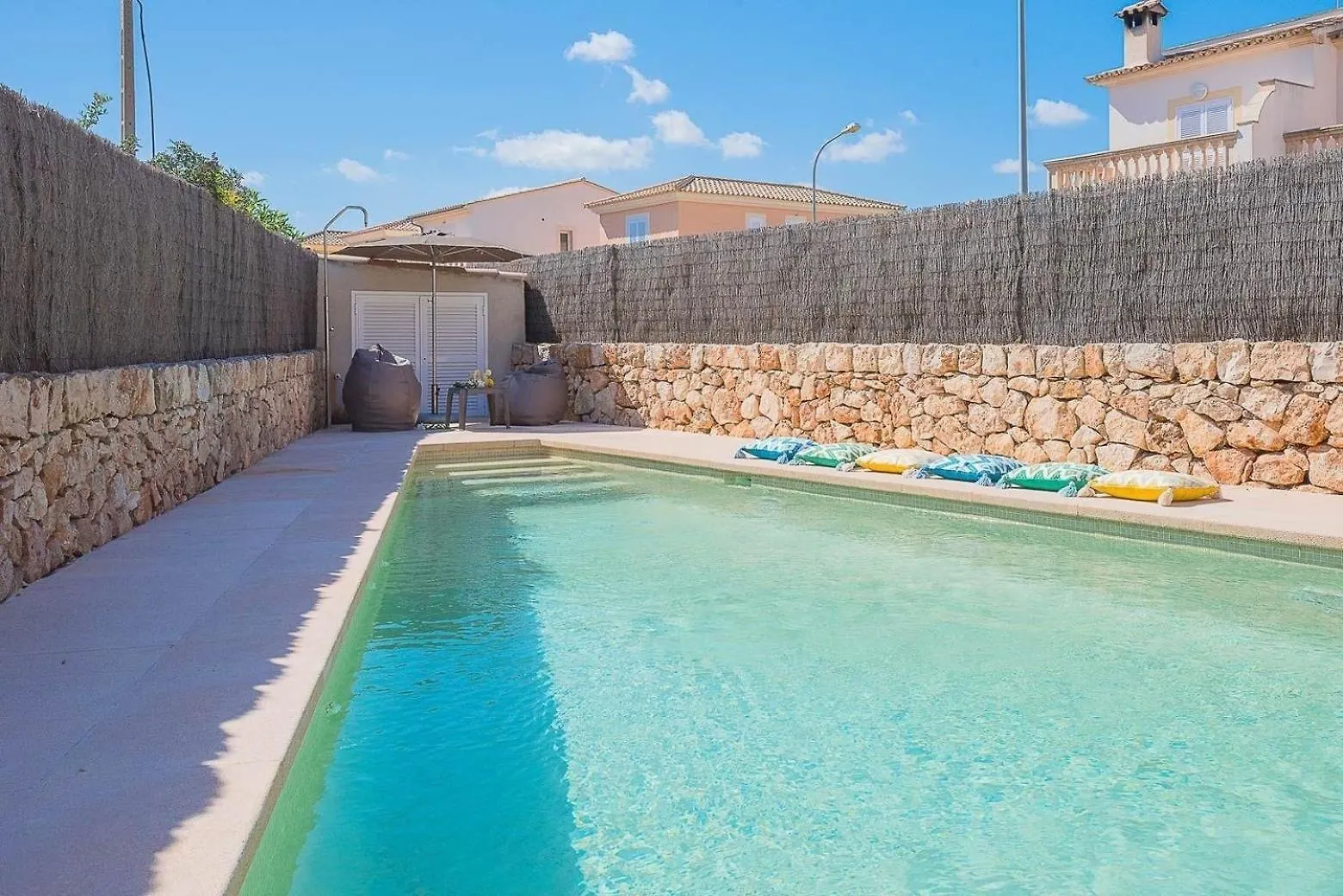 Ferienhaus Mit Privatpool Fuer 6 Personen Ca 120 M In Sa Rapita, Balearen Mallorca 펜션
